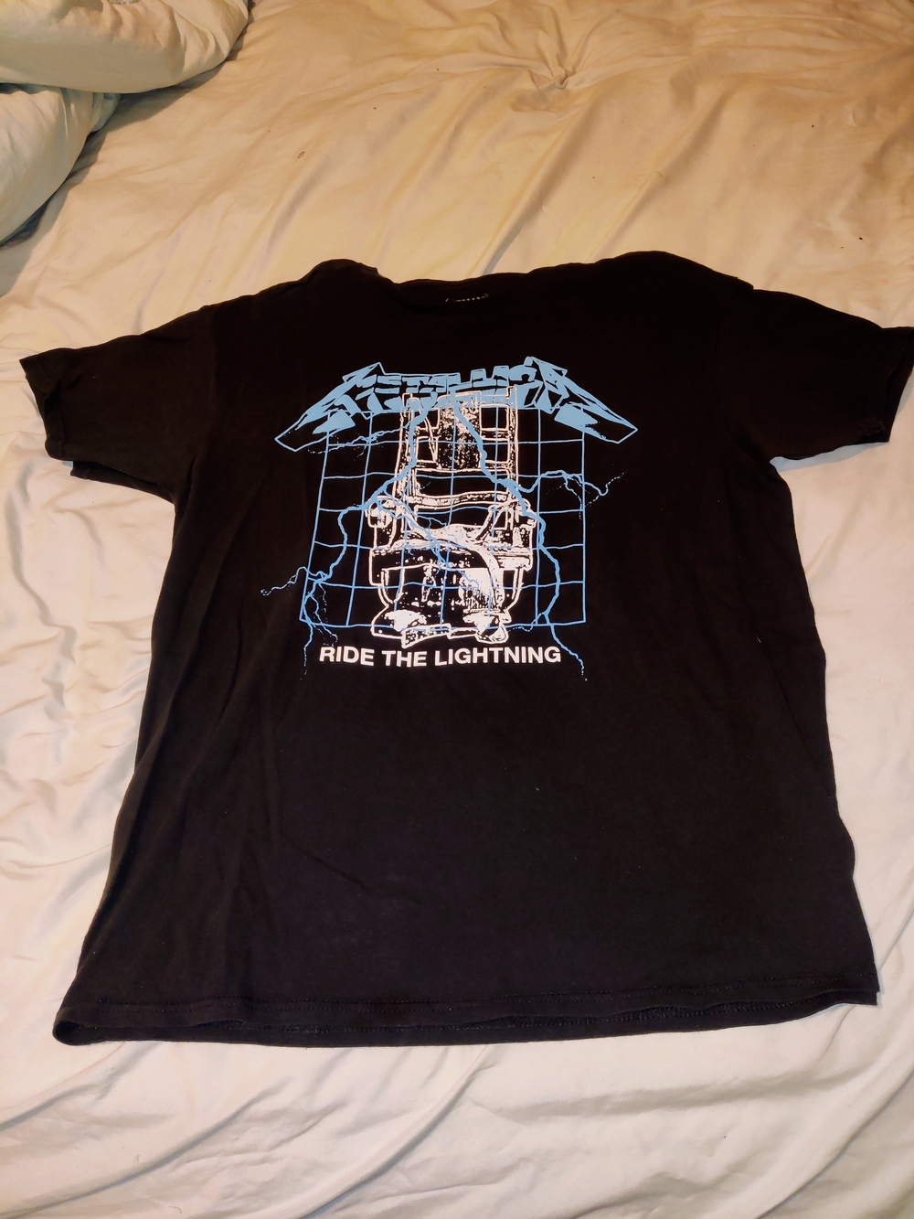 Metallica 'Ride The Lightning' Black Graphic Tee